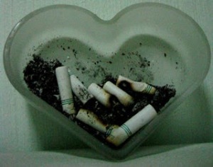 heart ashtray
